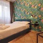 Rhome 34 Pensión 4*