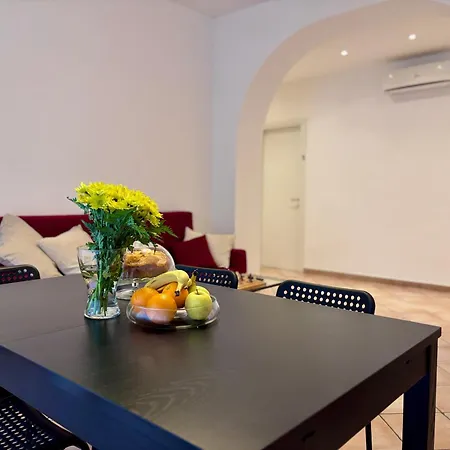 Guest house Rhome 34 *