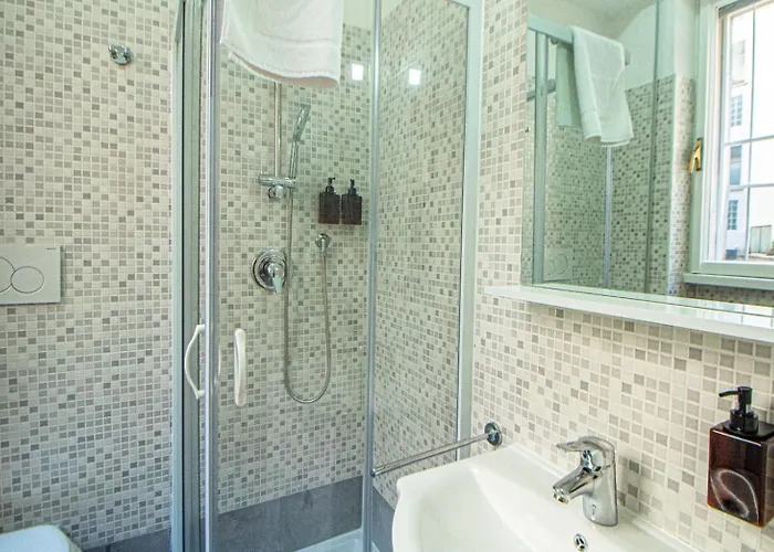 בית הארחה Rhome 34 4*