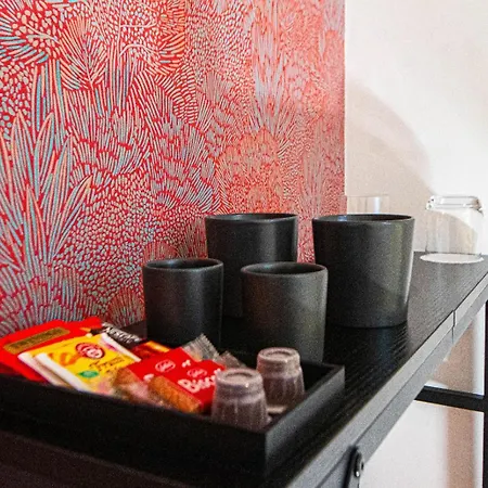 Rhome 34 ゲストハウス 4*